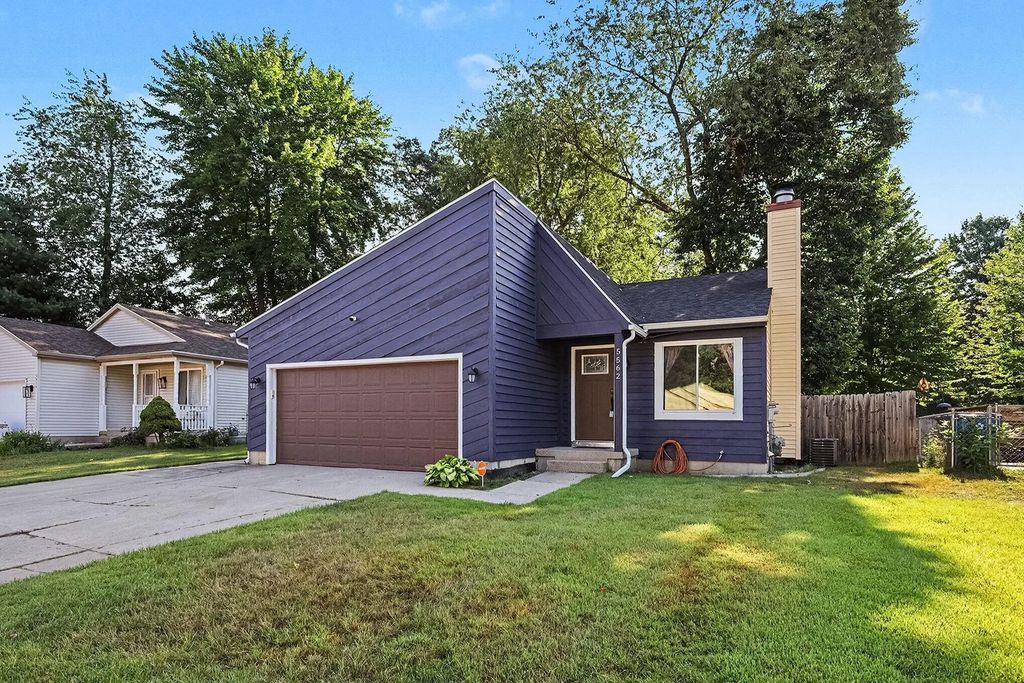 5562 Osborne Avenue, Kentwood
