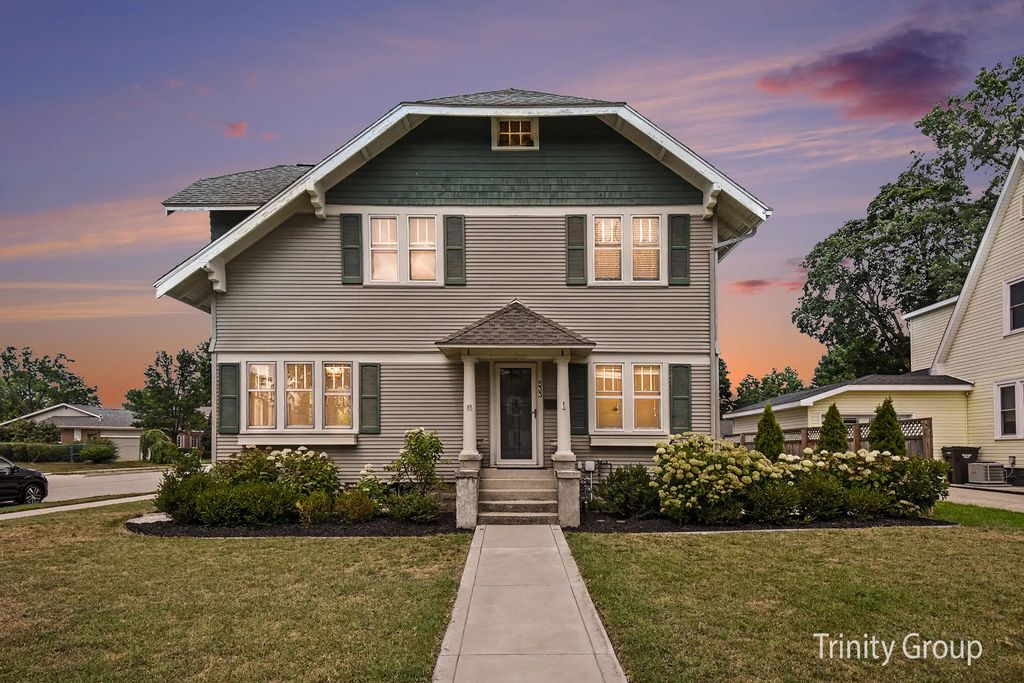 533 E Central Avenue, Zeeland