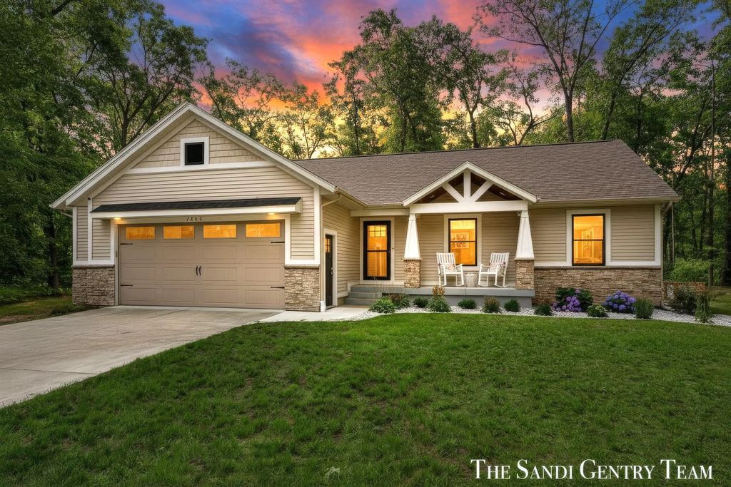 7285 Sue Marie Lane, Muskegon