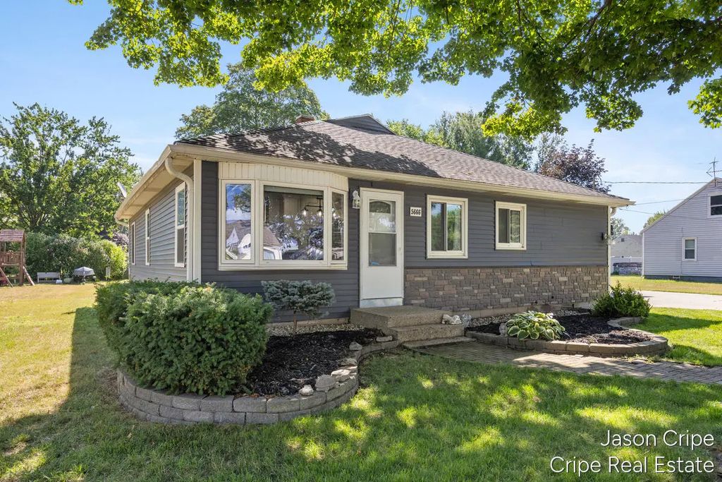 5666 Park Avenue, Hudsonville