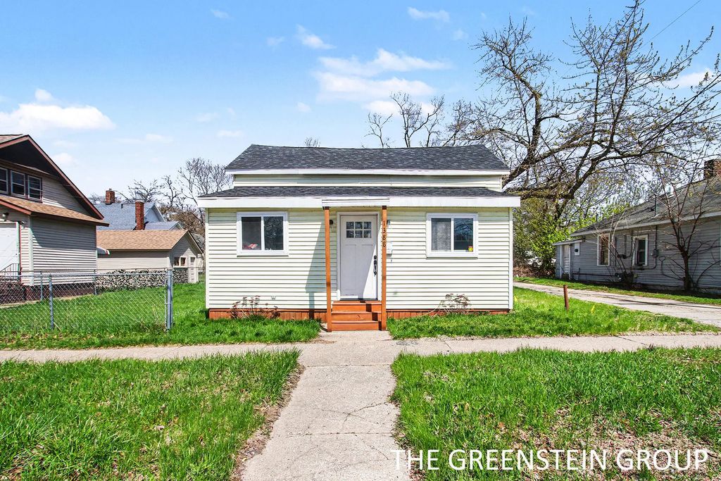 1388 7th Street, Muskegon