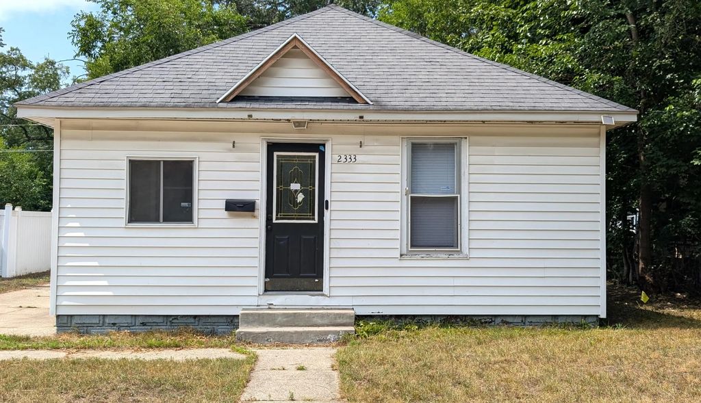2333 Leahy Street, Muskegon Heights