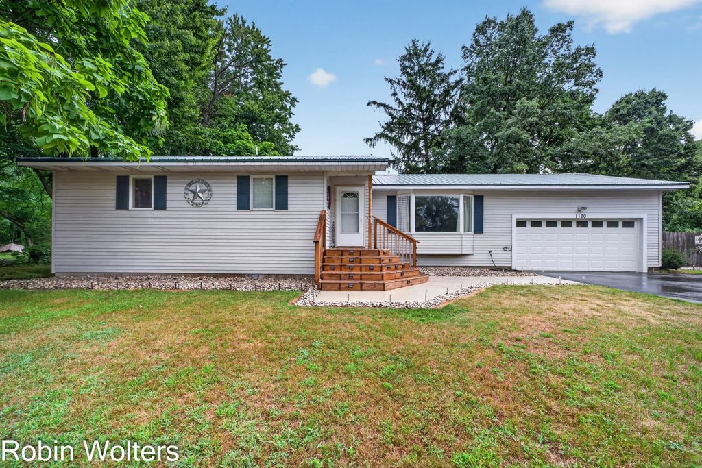 1120 S Mill Iron Road, Muskegon