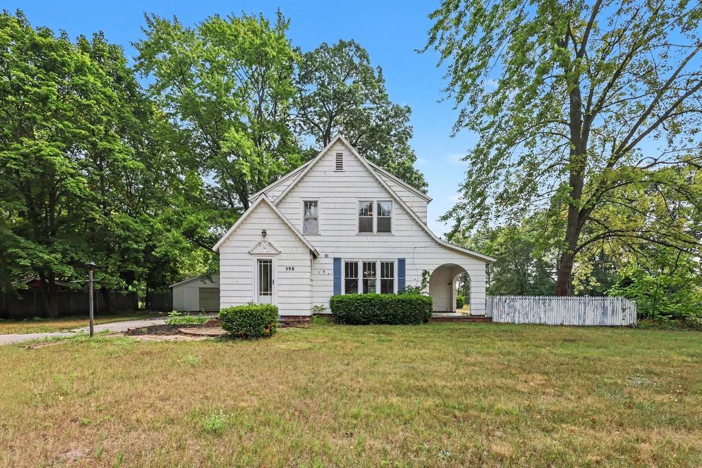 598 S Brooks Road, Muskegon