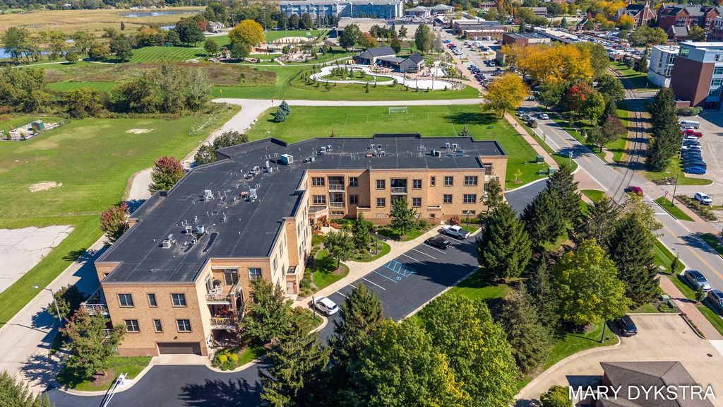 29 E 6th Street 206, Holland