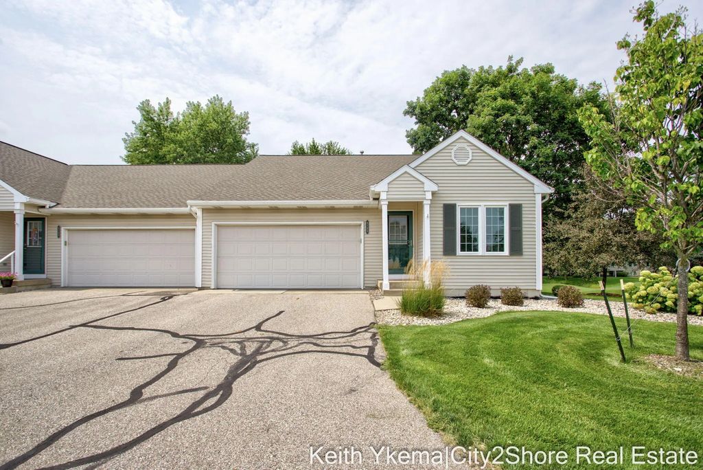 6185 Gleneagle Highlands Drive, Hudsonville