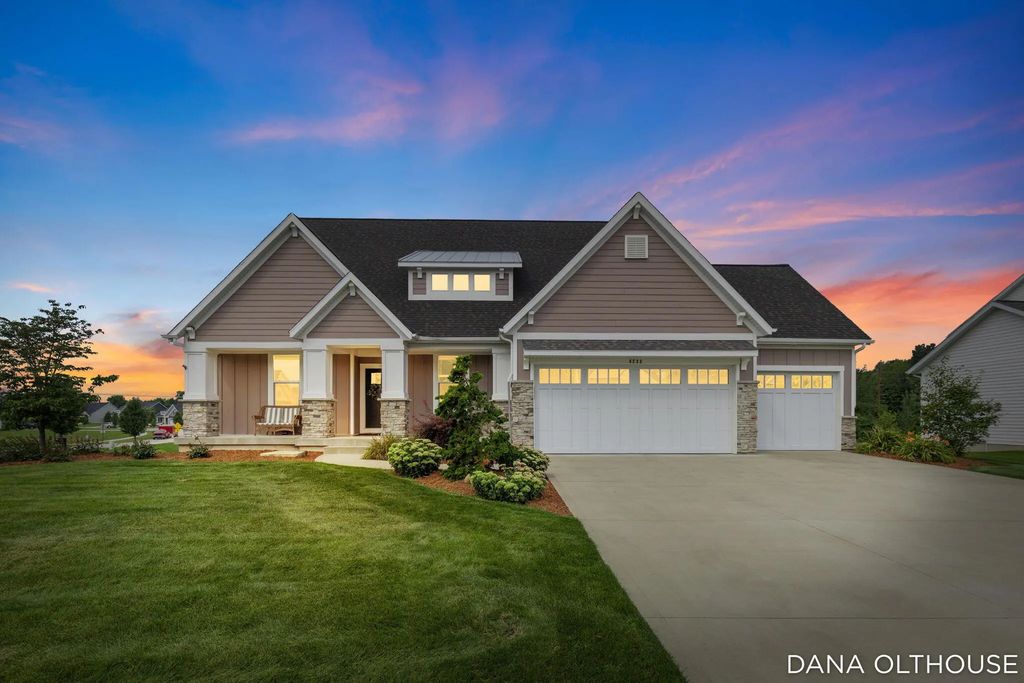 8233 Boardwalk Drive, Byron Center