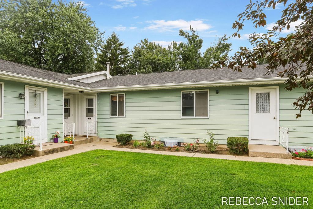 5692 Leisure S Drive, Grand Rapids