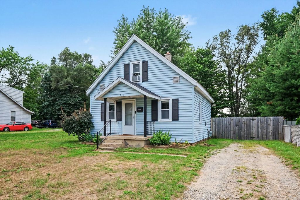 933 Benjamin Avenue, Grand Rapids