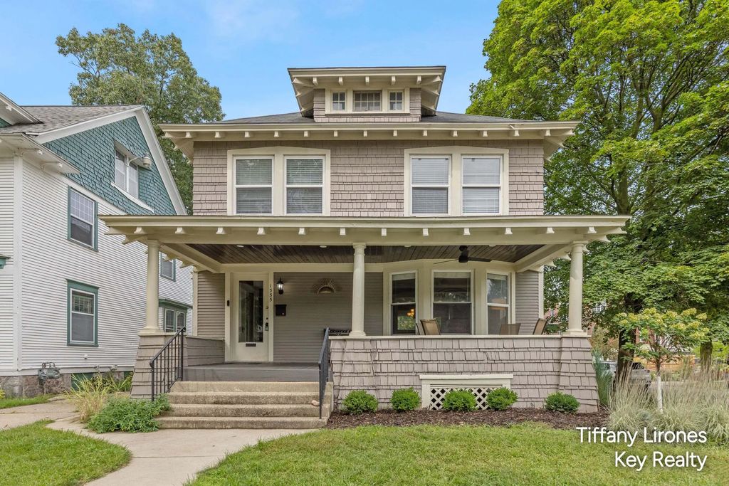 1355 Sigsbee Street, Grand Rapids