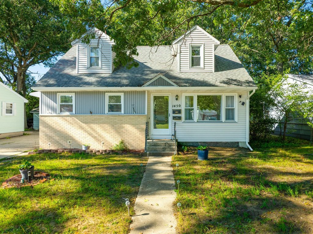 1450 Wesley Avenue, Muskegon