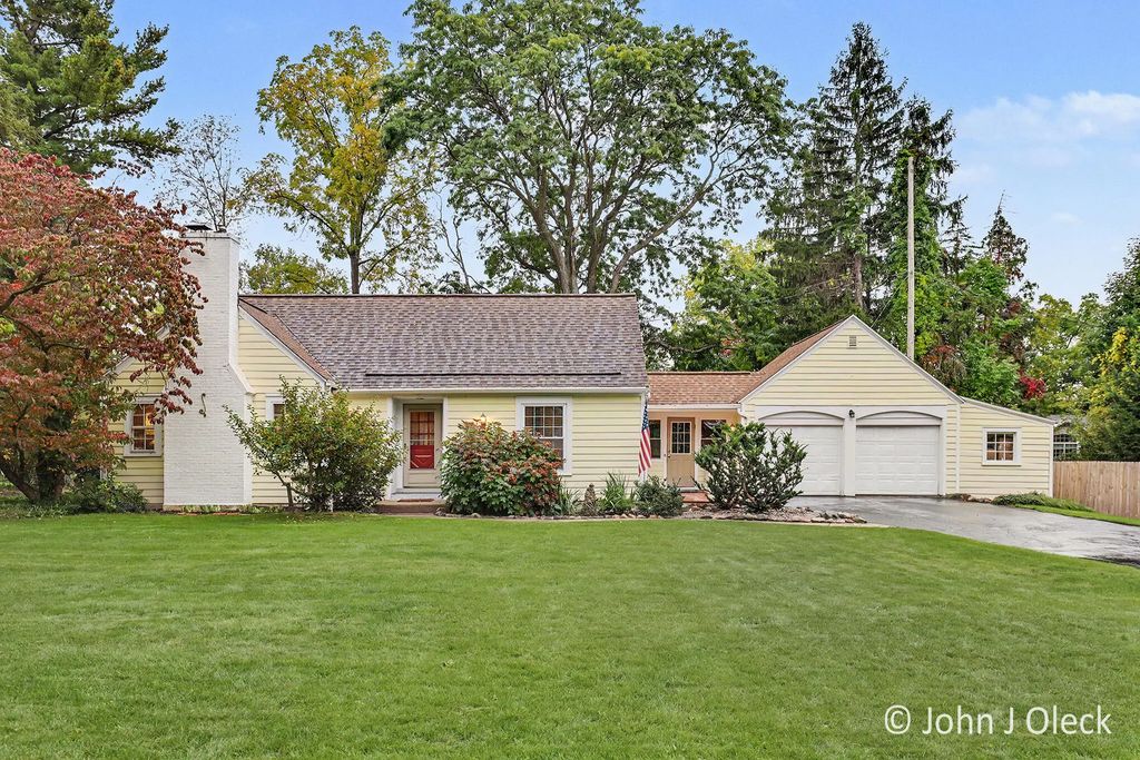 1930 Michigan Street, Grand Rapids