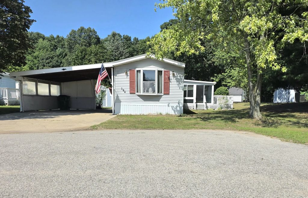 184 Birch Court, Muskegon