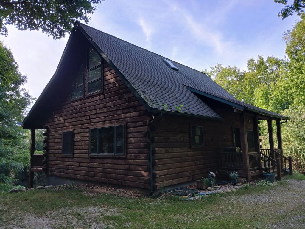 6085 W Storm Ridge Lane, Ludington