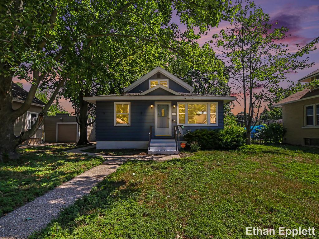 1532 Leahy Street, Muskegon