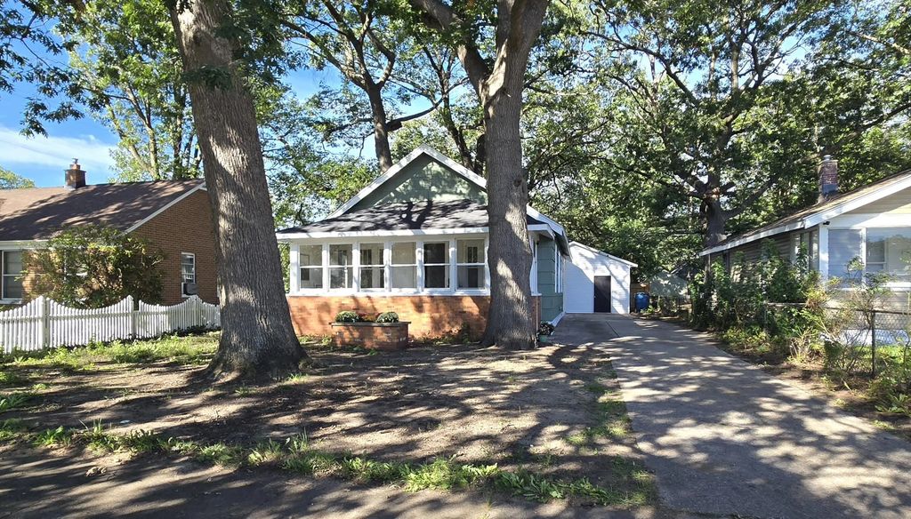 2933 Leahy Street, Muskegon Heights