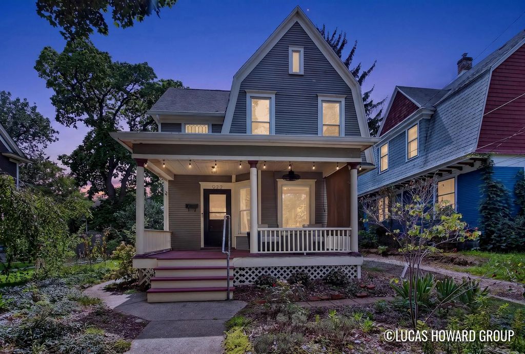 922 Virginia Street, Grand Rapids