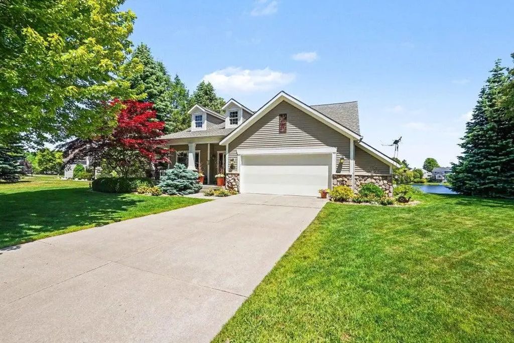 6852 Westshire Drive, Norton Shores