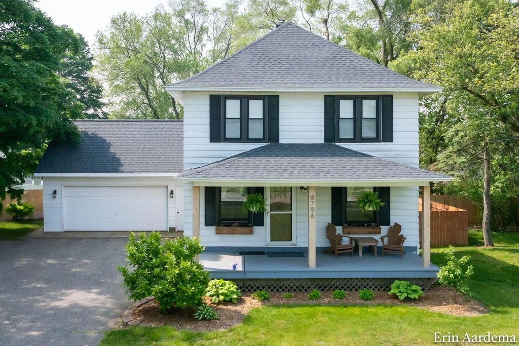 3796 Port Sheldon Street, Hudsonville
