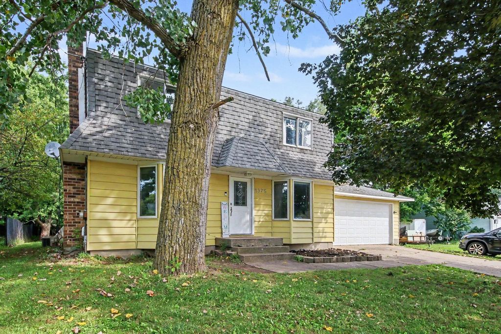 1975 32nd Street, Grand Rapids