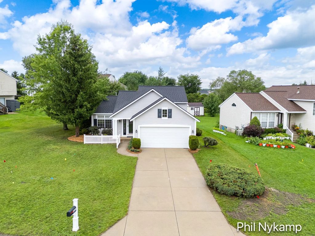 3431 Clear View Drive, Holland