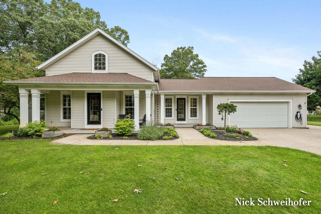 15141 Ferris Street, Grand Haven