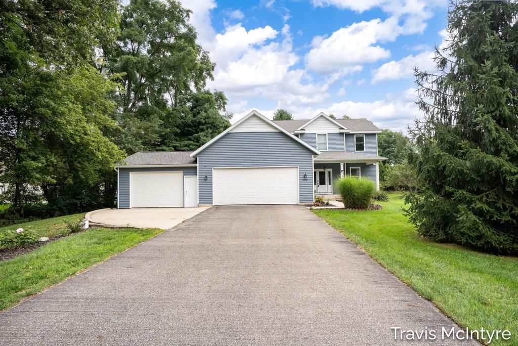 6838 Fox Meadow Drive, Rockford