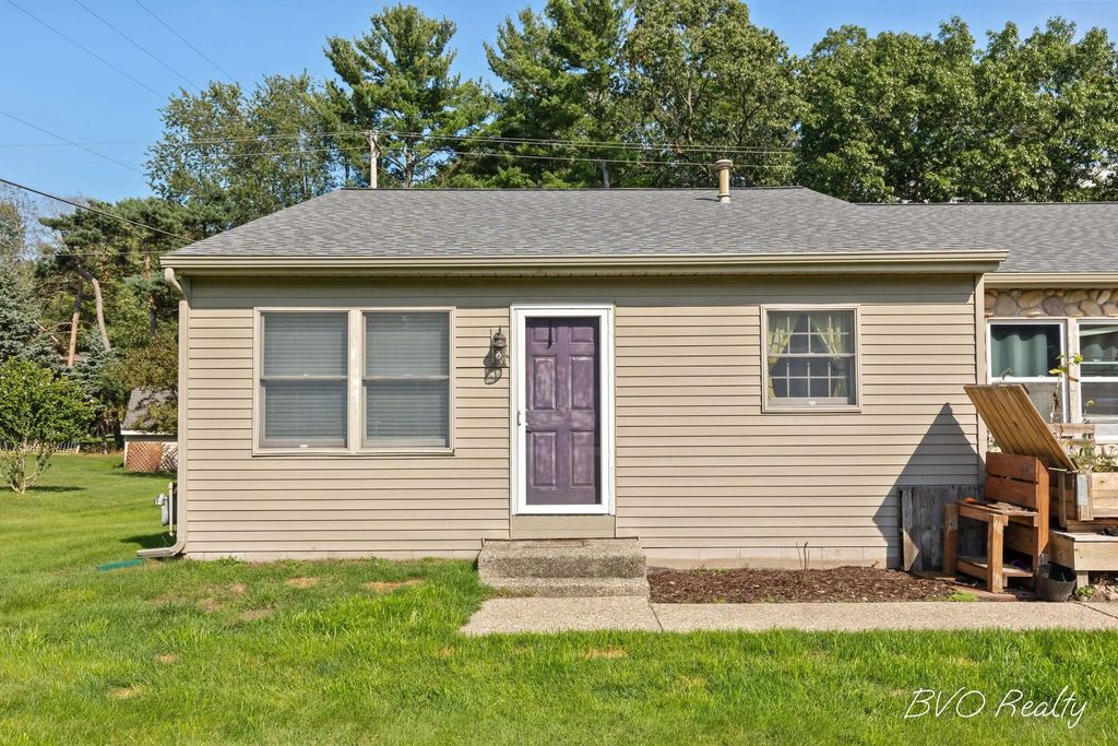 18210 Mohawk Drive 6, Spring Lake