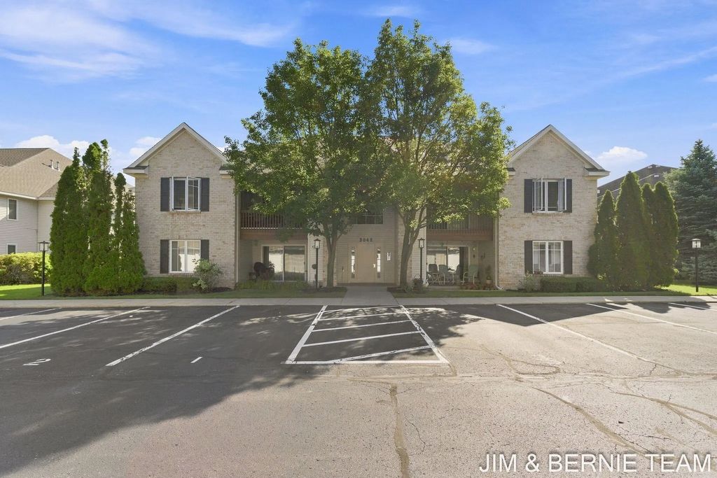3042 W Crystal Waters Drive 6, Holland