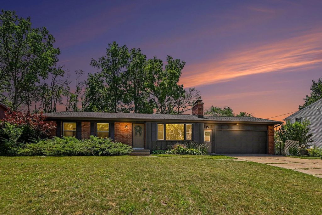 1628 Bridle Creek Street, Kentwood