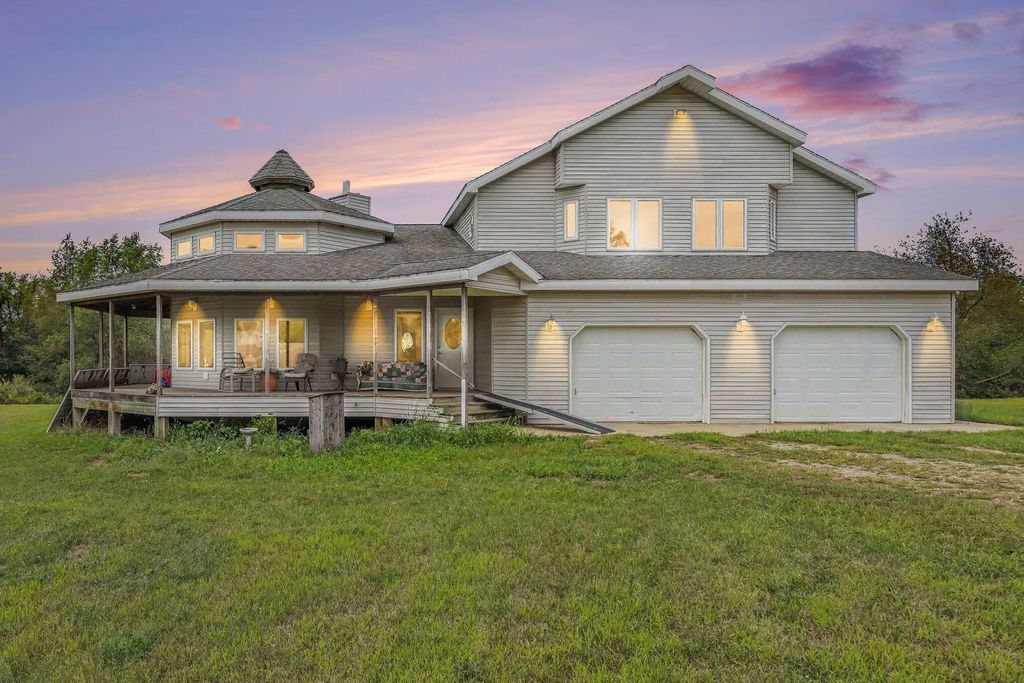 12800 Litts Road, Delton
