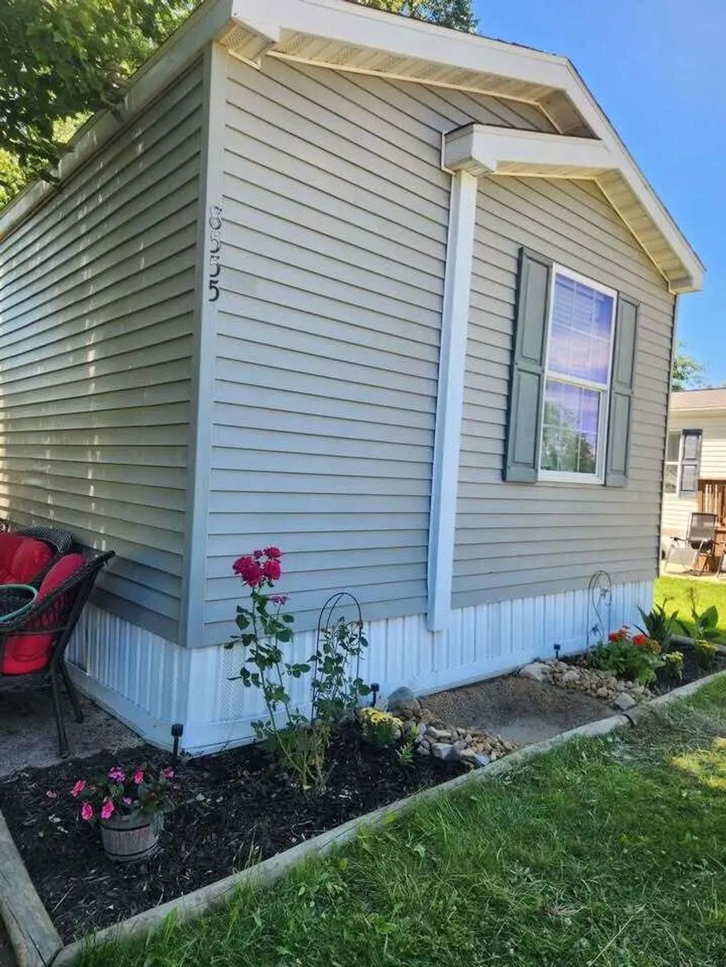 8555 Skyline Drive, Byron Center