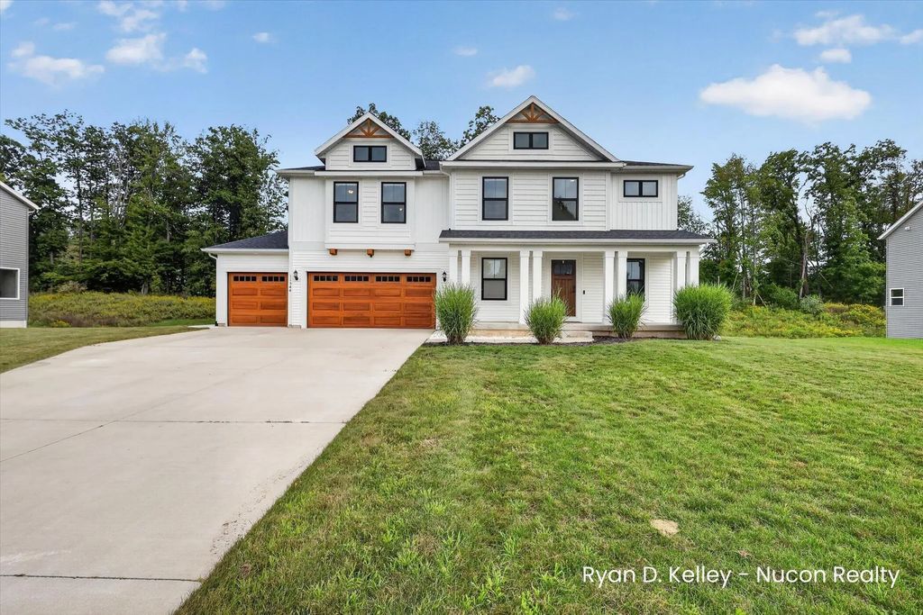 11544 Sessions Woods Drive, Grand Rapids