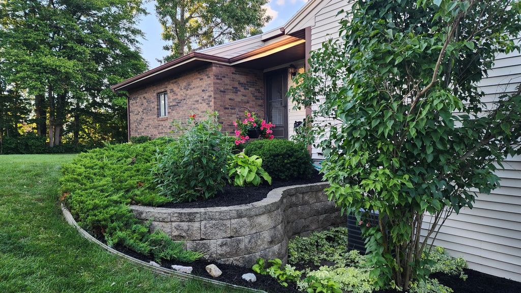 1136 Sw Bayshore Drive, Byron Center