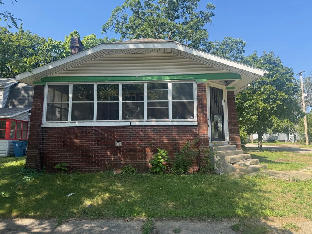 2401 Baker Street, Muskegon Heights