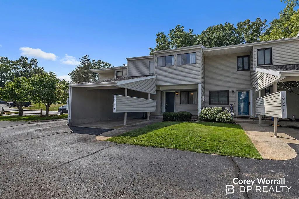 6380 Wainscot Drive 106, Grand Rapids