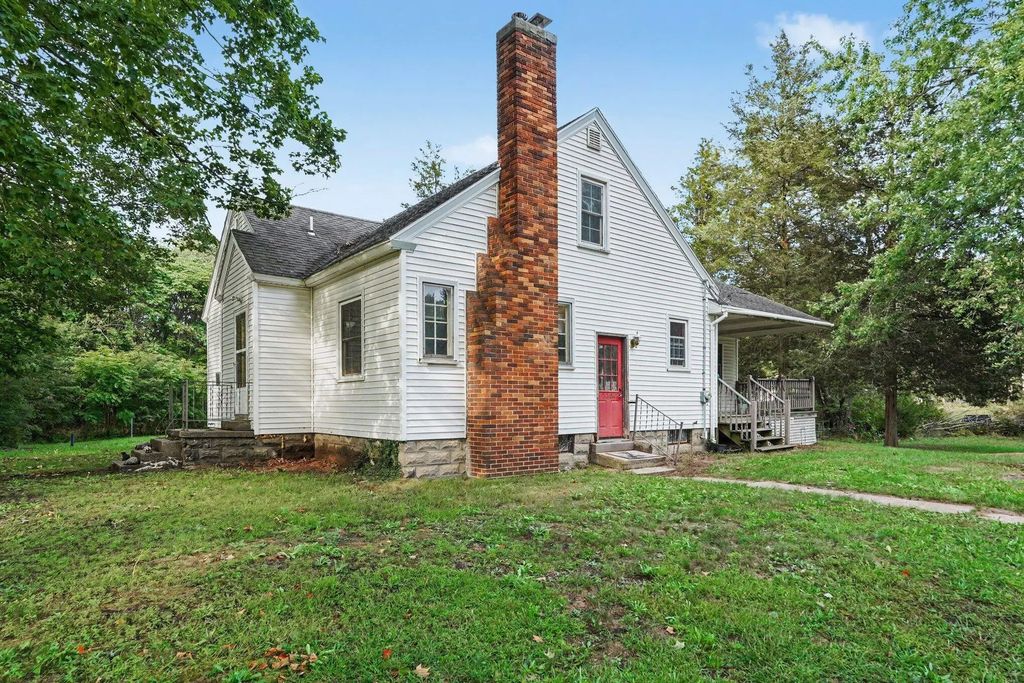 6516 Martin Road, Norton Shores