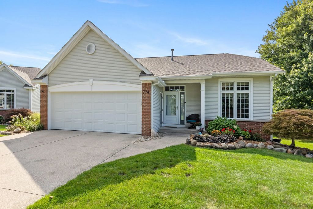 774 Holly Creek Drive, Holland