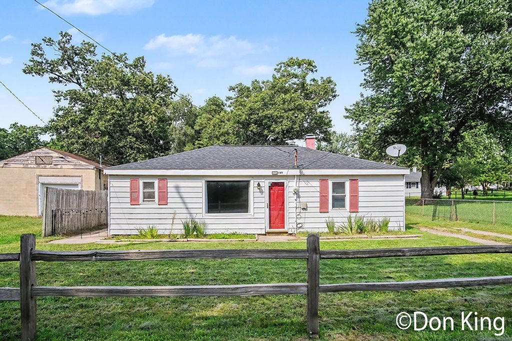3717 Ivy Drive, Grand Rapids