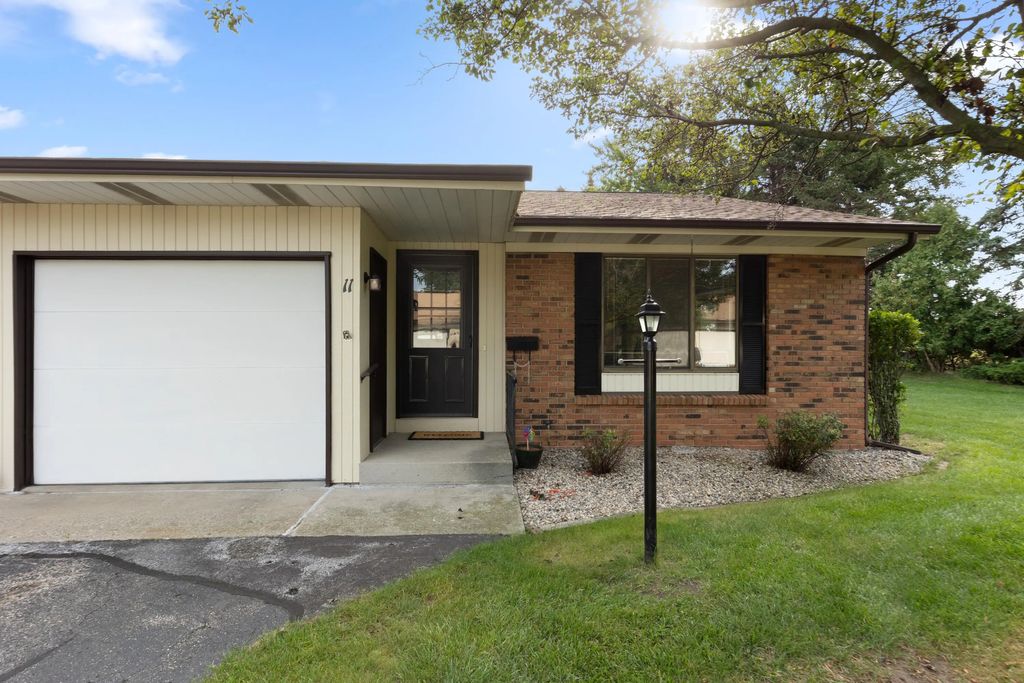 52 Old Mill Drive 11, Holland