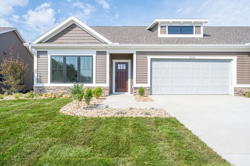 3664 Katherine Lane 8, St. Joseph
