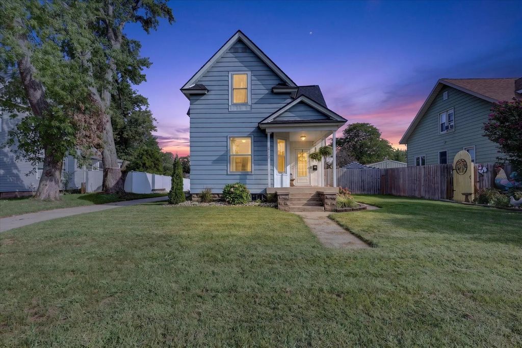 307 W Washington Avenue, Zeeland
