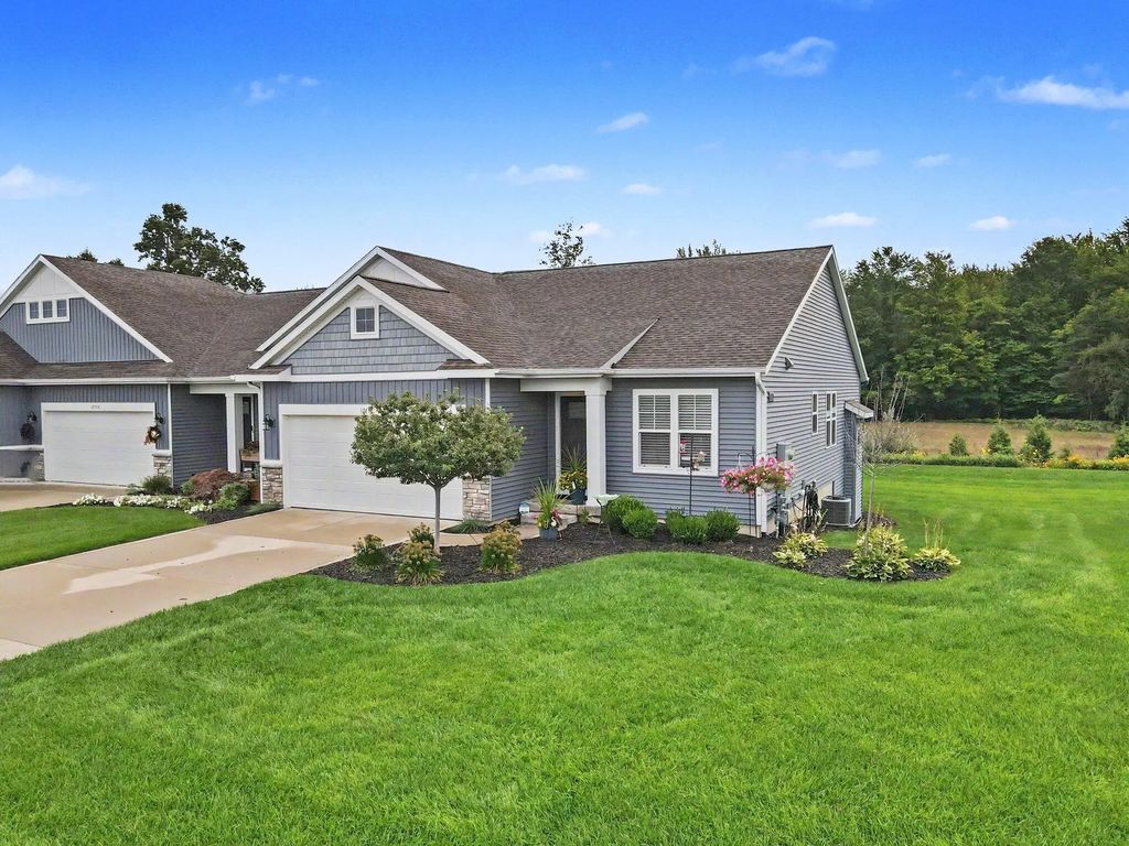 12454 Newbridge Drive 3, Grand Haven