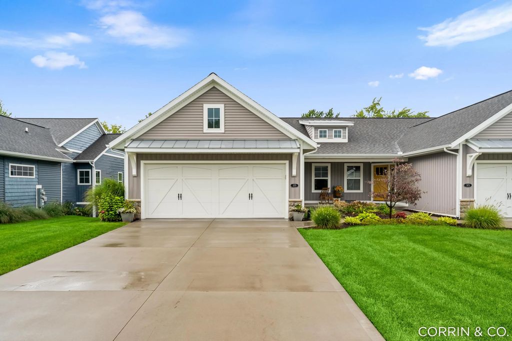 575 Riverbank Circle, Zeeland