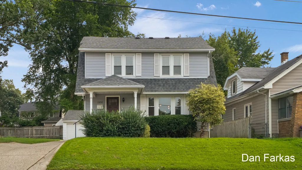 1652 Margaret Avenue, Grand Rapids