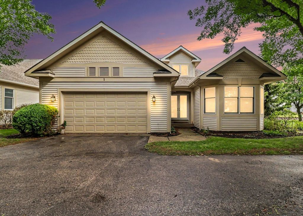 1 Harbor Point Lane, Manistee