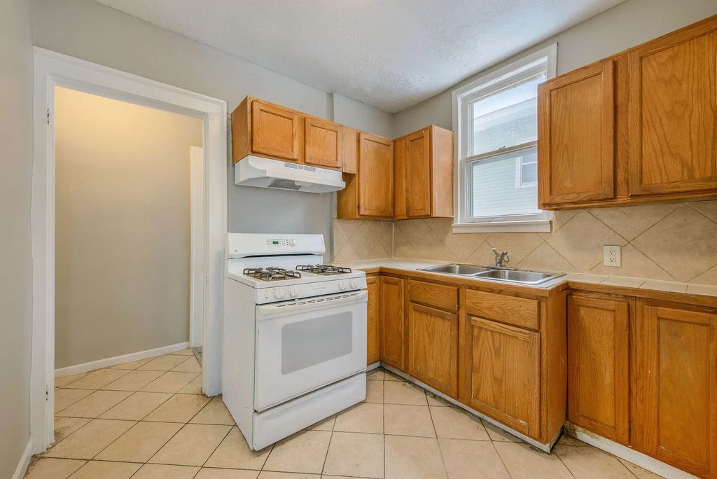 1019 Cooper Avenue, Grand Rapids