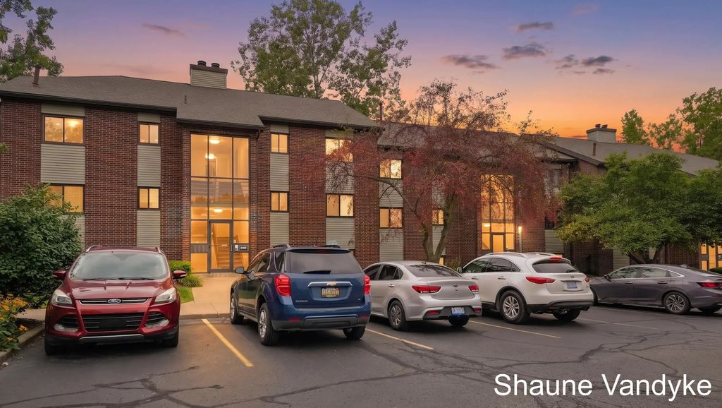 3400 Devonwood Hills E, Grand Rapids
