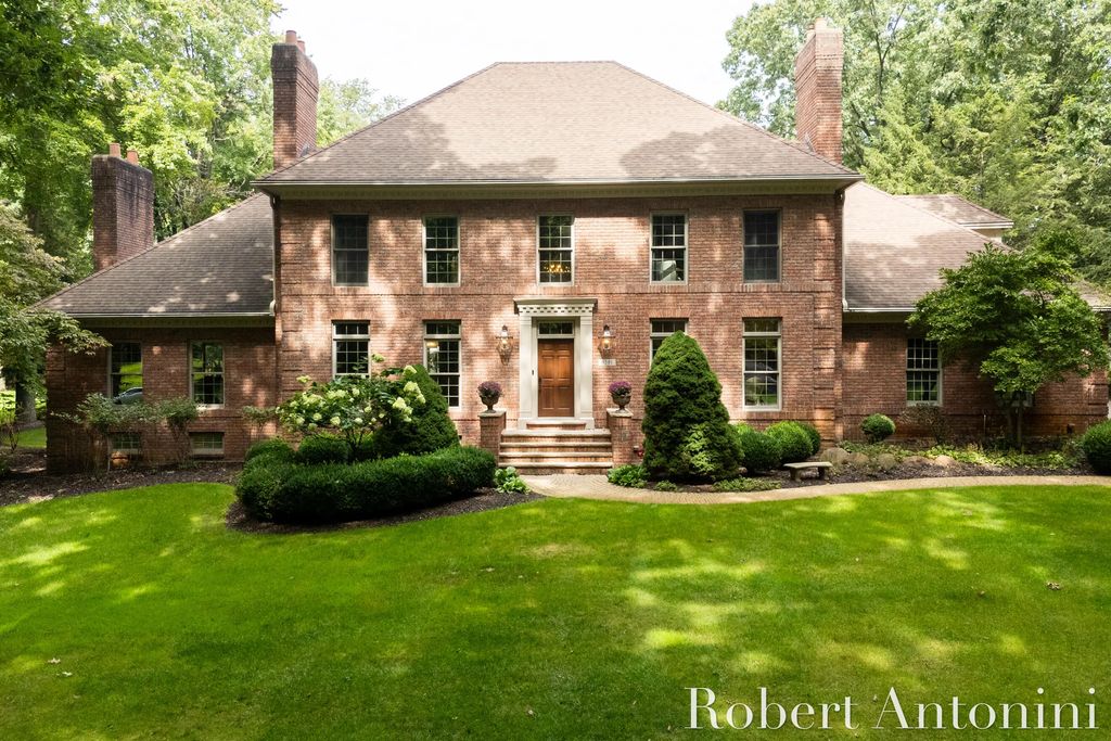 6581 Donnegal Court, Grand Rapids