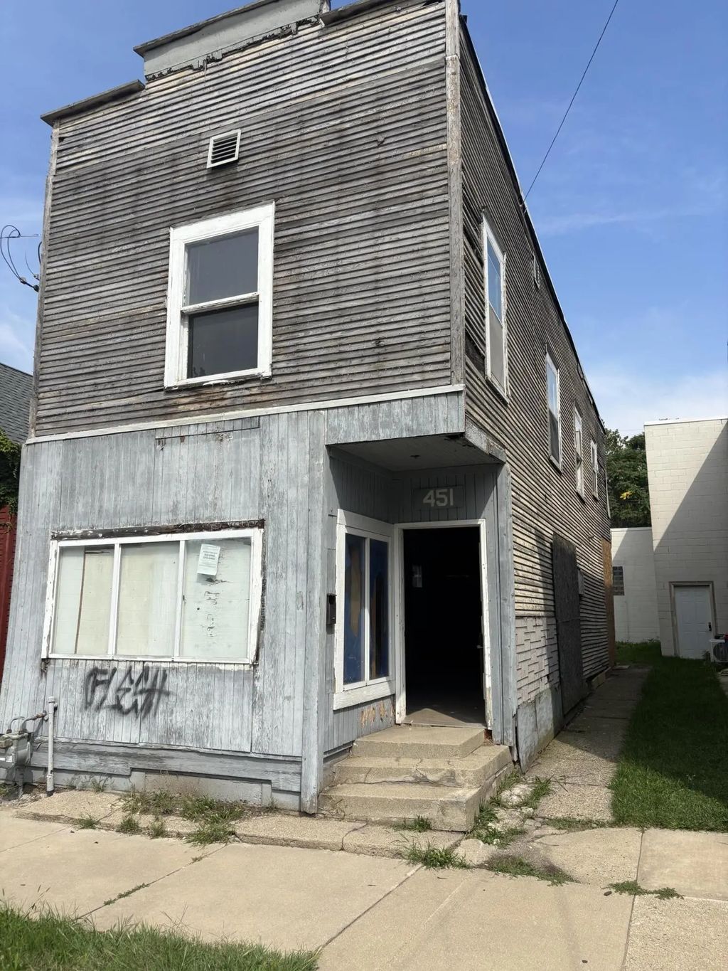451 Carrier Street, Grand Rapids